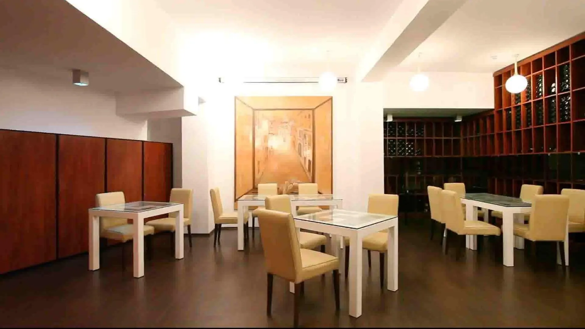 Tania-Frankfurt Hotel Bucureşti România