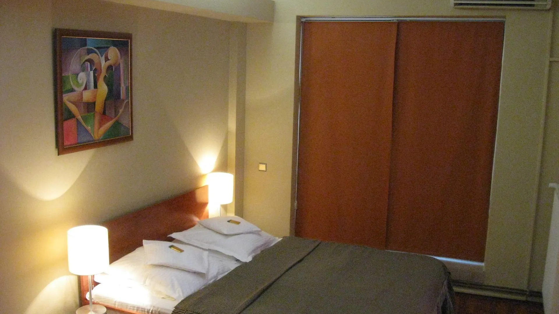 Tania-Frankfurt Hotel 3*, Bucharest Romania